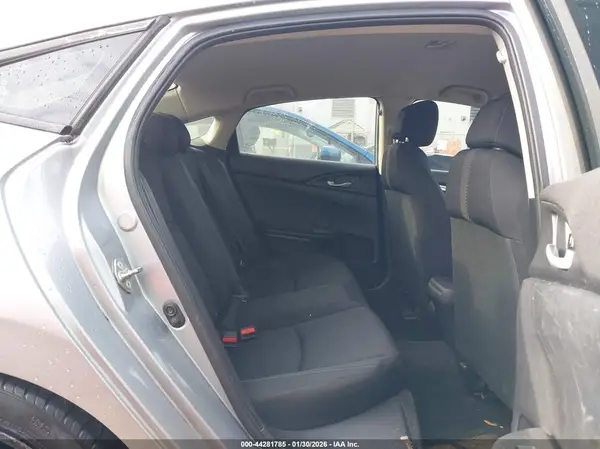 19XFC2F51JE034618 2018 HONDA CIVIC - Image 8
