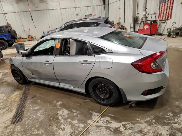 19XFC2F51JE035283 2018 HONDA CIVIC - Image 2