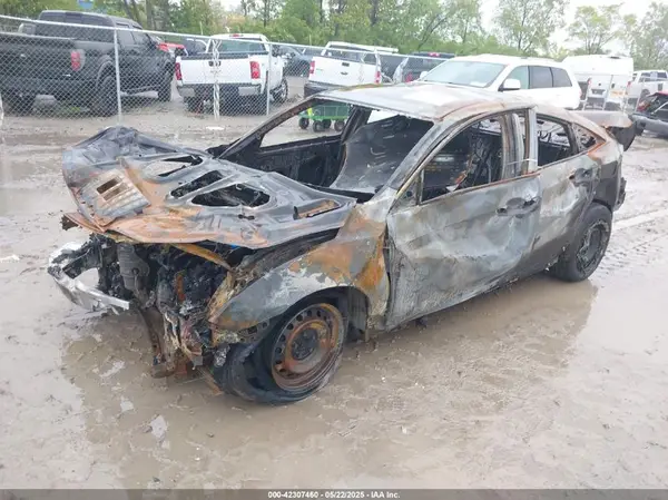 19XFC2F51JE043349 2018 HONDA CIVIC - Image 2