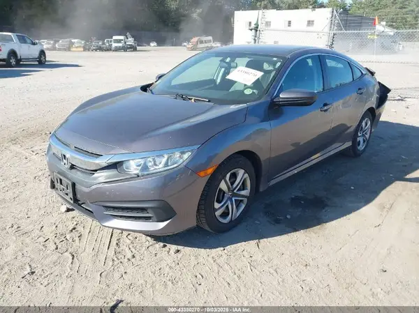 19XFC2F51JE203293 2018 HONDA CIVIC - Image 2