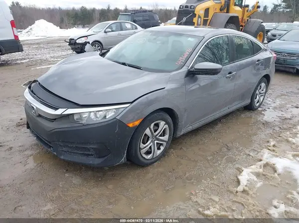 19XFC2F51JE203830 2018 HONDA CIVIC - Image 2