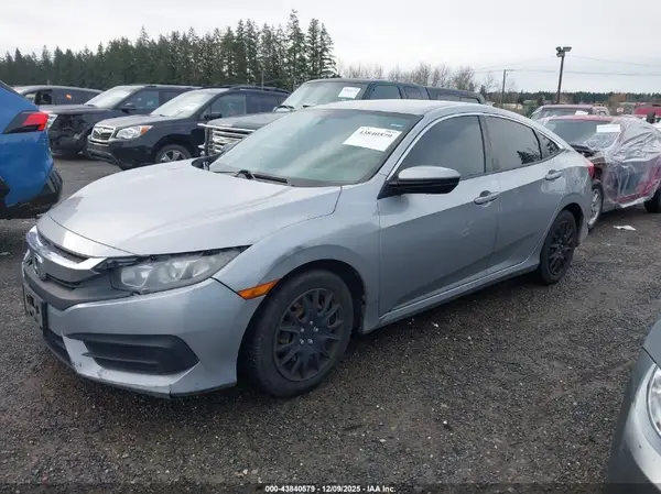 19XFC2F52GE004035 2016 HONDA CIVIC - Image 2