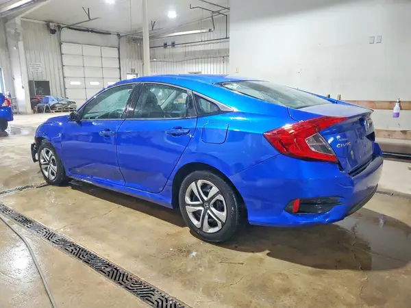 19XFC2F52GE011762 2016 HONDA CIVIC - Image 2