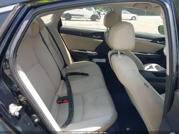 19XFC2F52GE012569 2016 HONDA CIVIC - Image 8