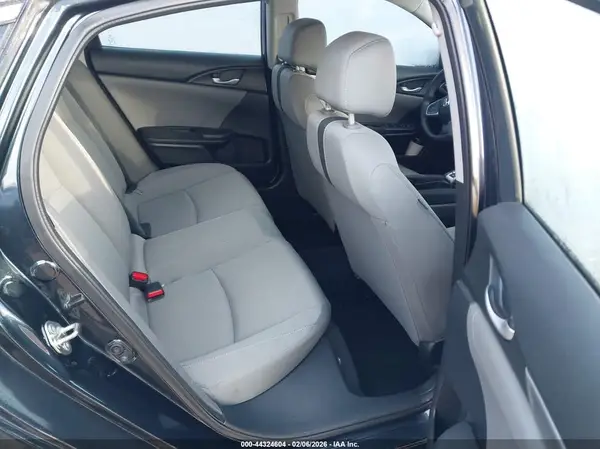 19XFC2F52GE020557 2016 HONDA CIVIC - Image 8