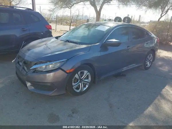 19XFC2F52GE024589 2016 HONDA CIVIC - Image 2