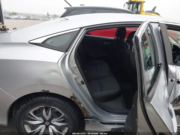 19XFC2F52GE045376 2016 HONDA CIVIC - Image 8