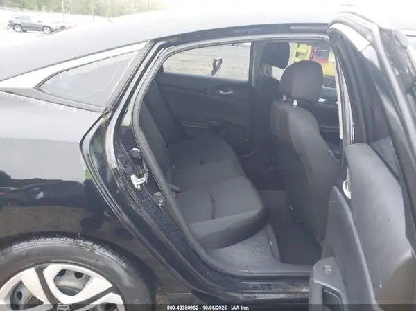 19XFC2F52GE055325 2016 HONDA CIVIC - Image 8