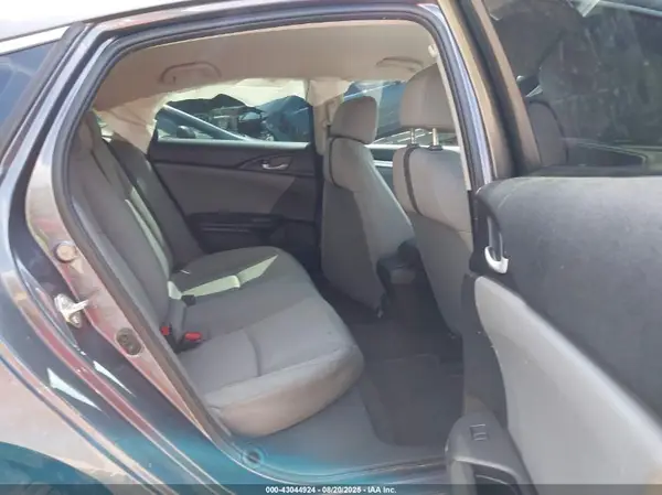 19XFC2F52GE087286 2016 HONDA CIVIC - Image 8
