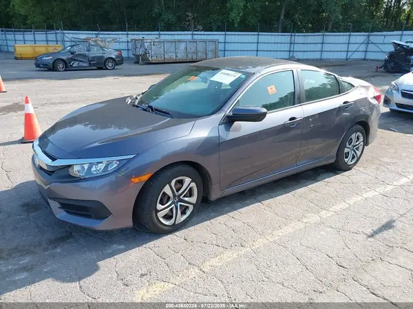 19XFC2F52GE090303 2016 HONDA CIVIC - Image 2