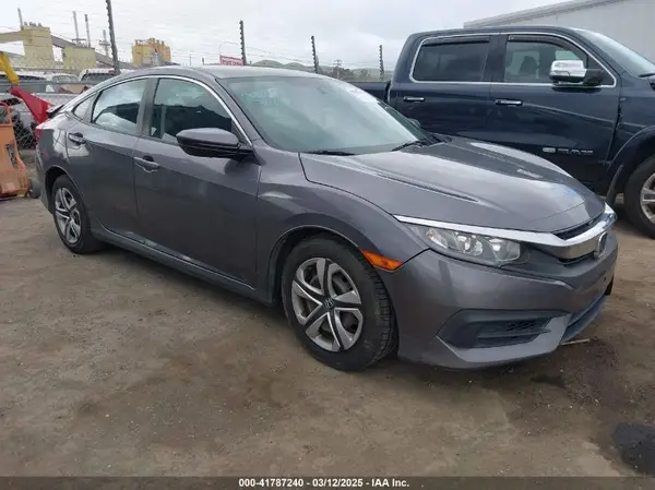 19XFC2F52GE203635 2016 HONDA CIVIC - Image 1