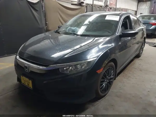19XFC2F52GE206597 2016 HONDA CIVIC - Image 2