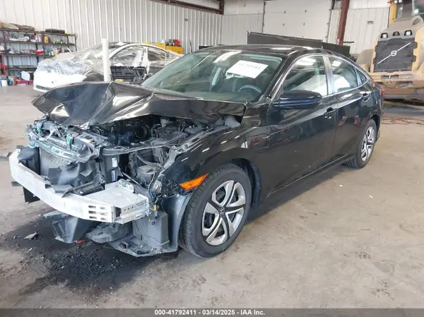 19XFC2F52GE218572 2016 HONDA CIVIC - Image 2