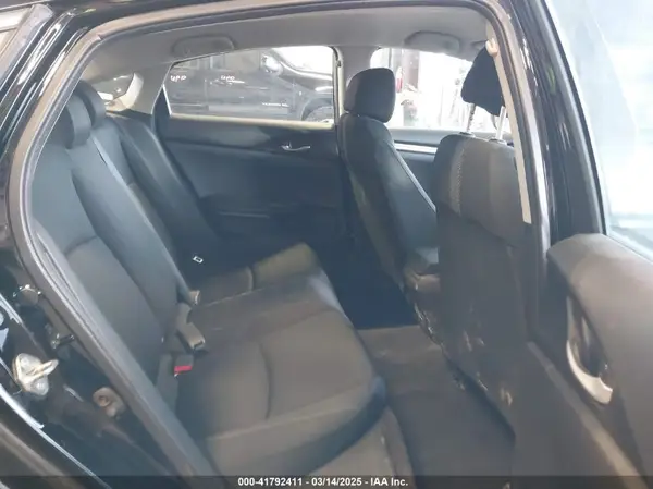 19XFC2F52GE218572 2016 HONDA CIVIC - Image 8