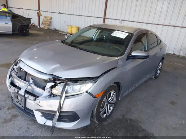 19XFC2F52GE219611 2016 HONDA CIVIC - Image 2