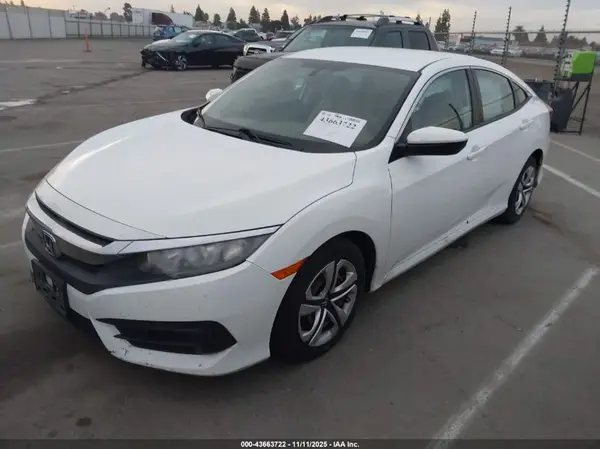 19XFC2F52GE233718 2016 HONDA CIVIC - Image 2