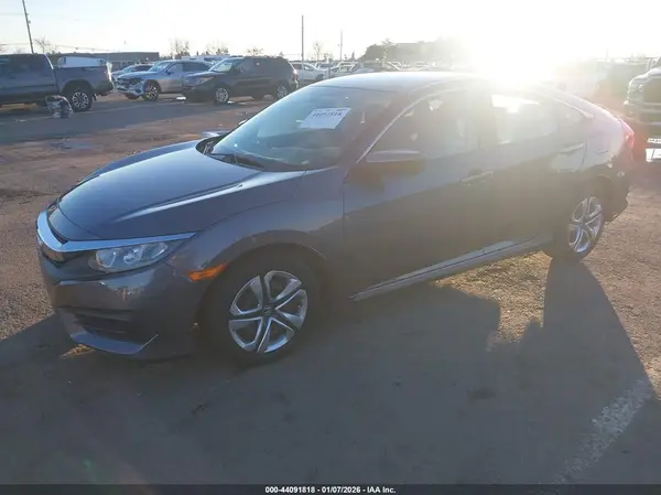 19XFC2F52GE240782 2016 HONDA CIVIC - Image 2