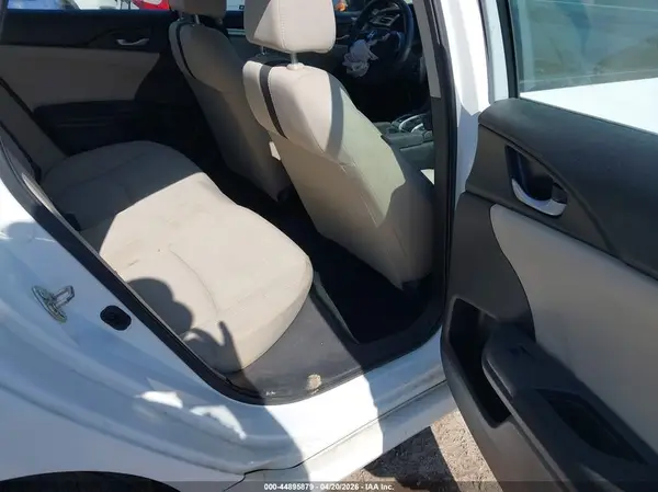 19XFC2F52HE012427 2017 HONDA CIVIC - Image 8