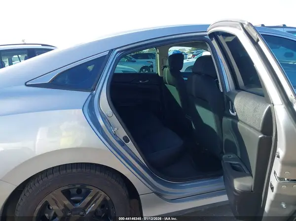 19XFC2F52HE053057 2017 HONDA CIVIC - Image 8