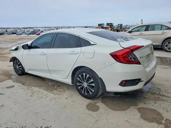 19XFC2F52JE000798 2018 HONDA CIVIC - Image 2