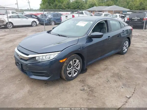 19XFC2F52JE001014 2018 HONDA CIVIC - Image 2