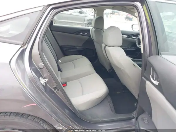 19XFC2F52JE011090 2018 HONDA CIVIC - Image 8