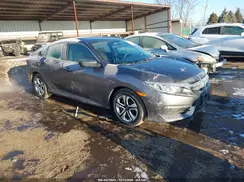 19XFC2F52JE013132 2018 HONDA CIVIC