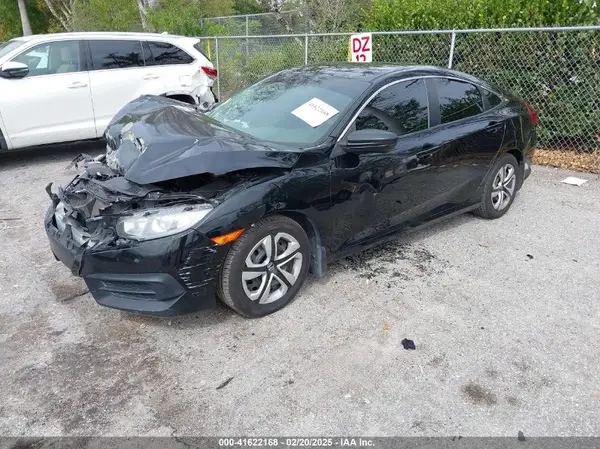 19XFC2F52JE017780 2018 HONDA CIVIC - Image 2