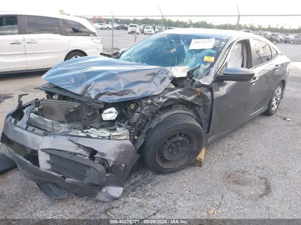 19XFC2F52JE018220 2018 HONDA CIVIC - Image 2