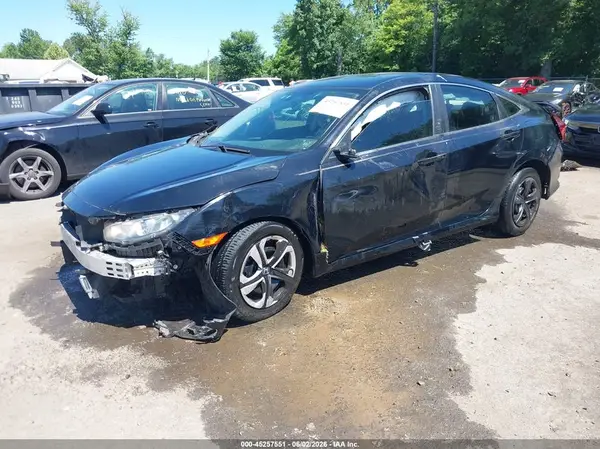 19XFC2F52JE024373 2018 HONDA CIVIC - Image 2