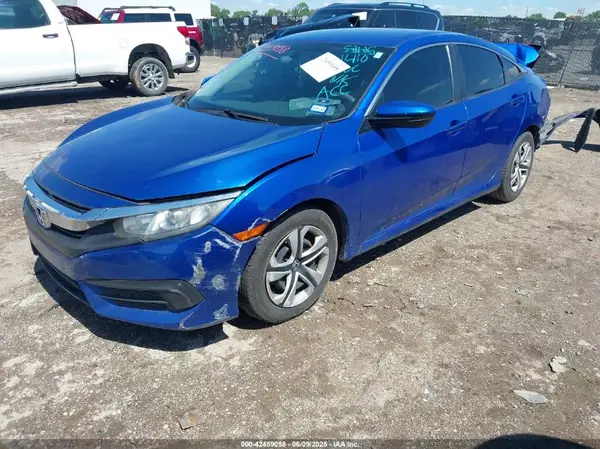 19XFC2F52JE041819 2018 HONDA CIVIC - Image 2