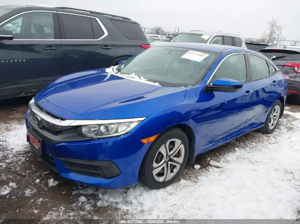 19XFC2F52JE043022 2018 HONDA CIVIC - Image 2
