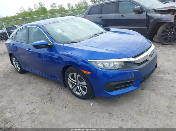 19XFC2F52JE043733 2018 HONDA CIVIC - Image 1
