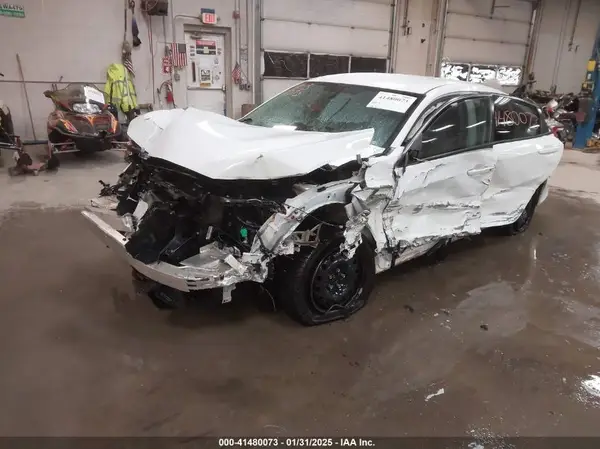 19XFC2F52JE203271 2018 HONDA CIVIC - Image 2