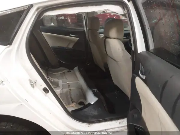 19XFC2F52JE203271 2018 HONDA CIVIC - Image 8