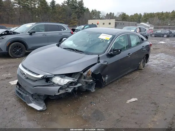 19XFC2F52JE203304 2018 HONDA CIVIC - Image 2