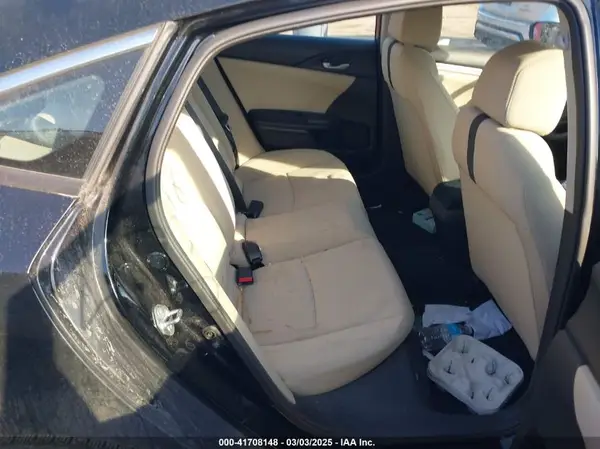 19XFC2F52JE207501 2018 HONDA CIVIC - Image 8
