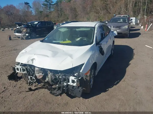 19XFC2F52JE209135 2018 HONDA CIVIC - Image 2