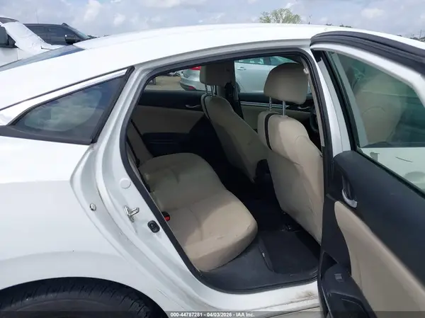 19XFC2F53GE000933 2016 HONDA CIVIC - Image 8