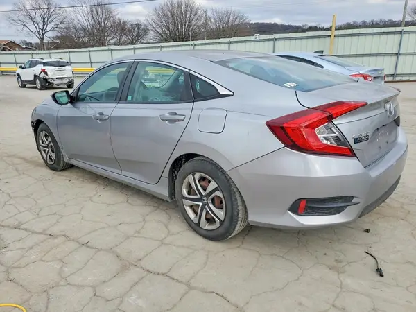 19XFC2F53GE016307 2016 HONDA CIVIC - Image 2