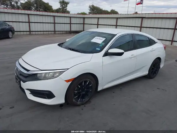 19XFC2F53GE026464 2016 HONDA CIVIC - Image 2