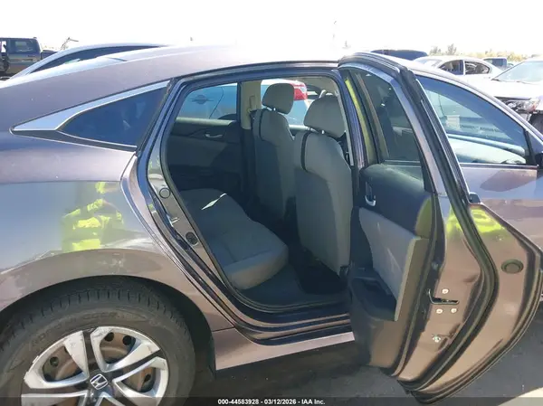 19XFC2F53GE044253 2016 HONDA CIVIC - Image 8