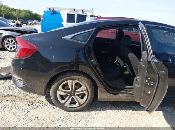 19XFC2F53GE051378 2016 HONDA CIVIC - Image 8
