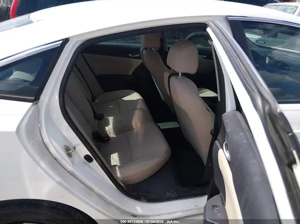 19XFC2F53GE064535 2016 HONDA CIVIC - Image 8