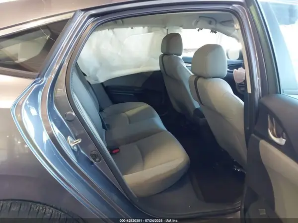19XFC2F53GE069718 2016 HONDA CIVIC - Image 8