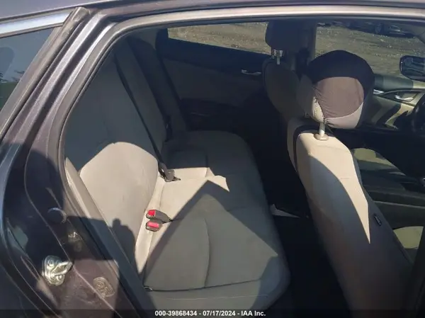 19XFC2F53GE201456 2016 HONDA CIVIC - Image 8