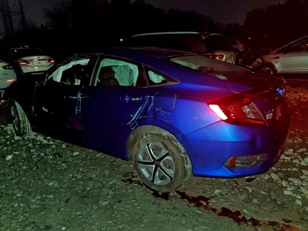 19XFC2F53GE203675 2016 HONDA CIVIC - Image 2