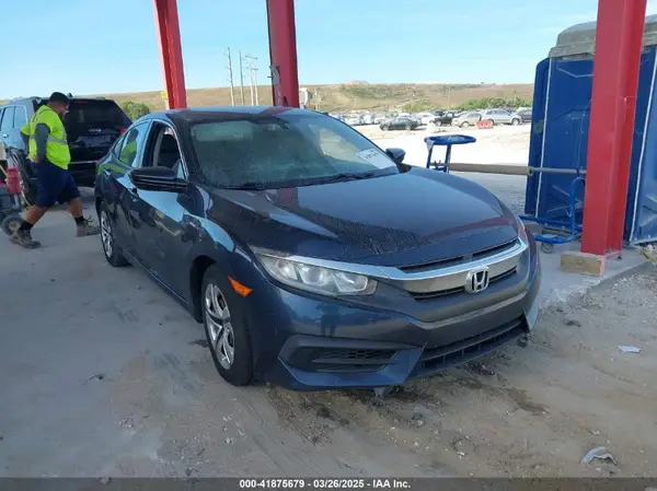 19XFC2F53HE000058 2017 HONDA CIVIC - Image 1