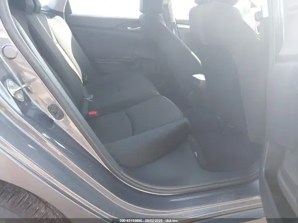 19XFC2F53HE013778 2017 HONDA CIVIC - Image 8