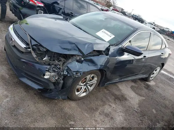 19XFC2F53HE027390 2017 HONDA CIVIC - Image 2